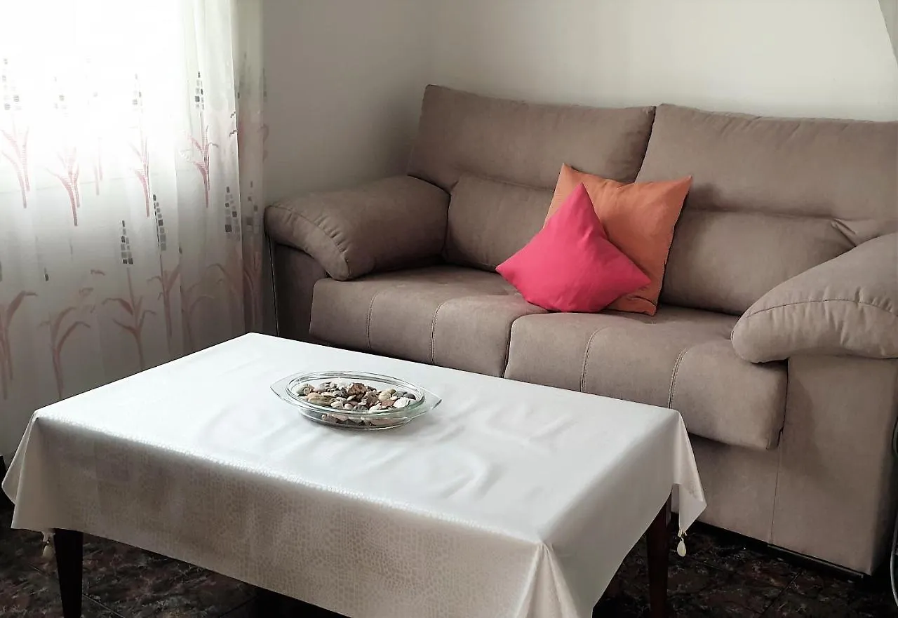 Villa Aquamarina: Mediterranean Getaway with Garden and Sea Proximity Miami Playa